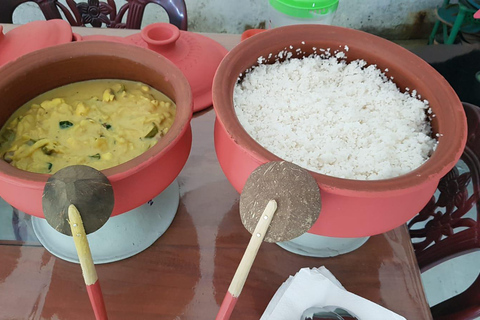 纳克尔斯峰探险和希洛亚村露营 2 日游