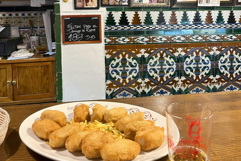 Seville: Secret Food Tour with Tapas and Drinks