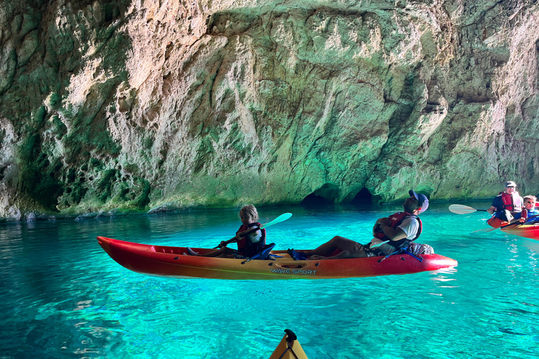 Cova dels Orguens: Exploração de cavernas com caiaque e snorkel