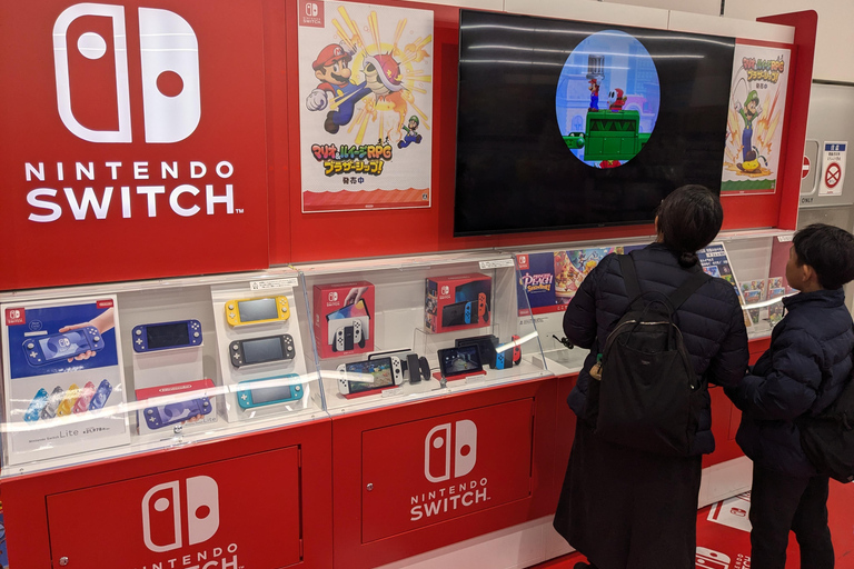 Osaka: Retro & Modern Gaming Adventure in Nipponbashi