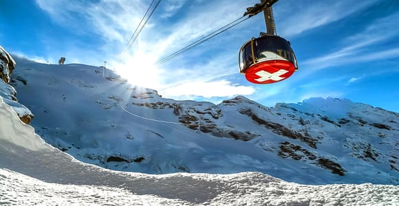 Ab Luzern: Halbtagestour auf den Titlis mit Ice Flyer