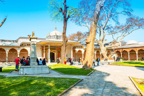 Topkapi Palace Guided Tour with Harem & Skip-the-Line Entry