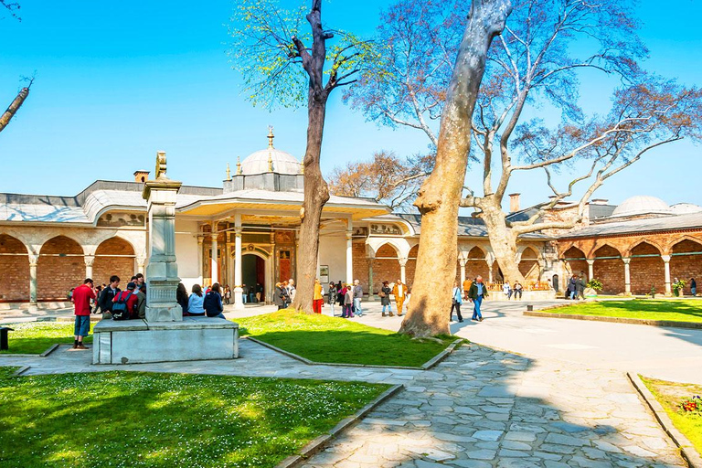 Topkapi Palace Guided Tour with Harem & Skip-the-Line Entry