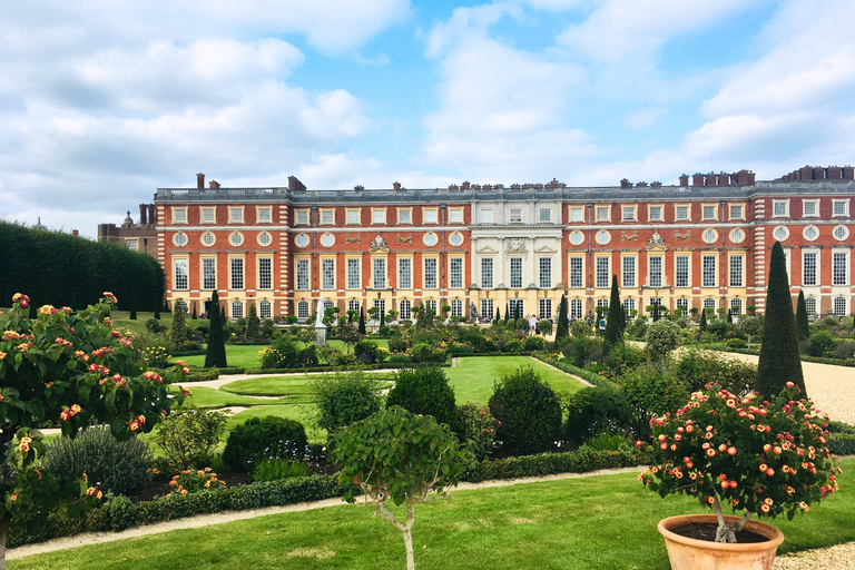 Hampton Court Palace Half-Day Trip from London with Tickets