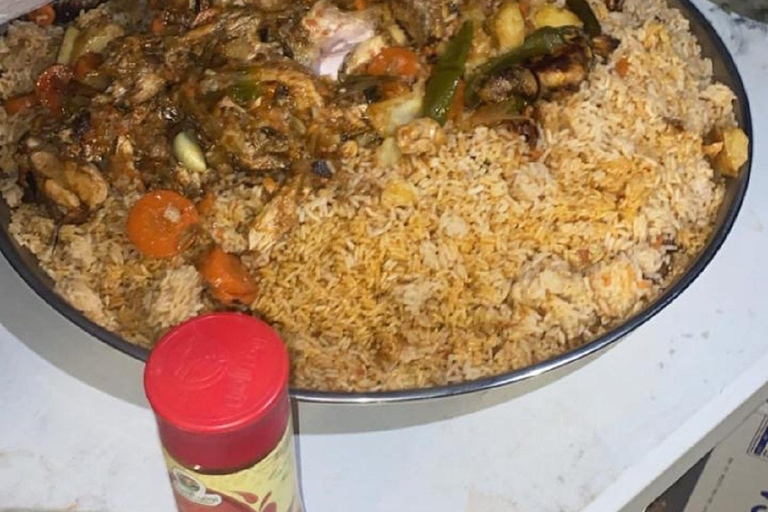 Riyadh: Edge of the World 4x4Excursion with Dinner(Kashtah)