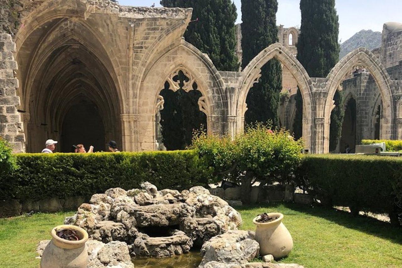 Geteilte Hauptstadt & Burgen von Kyrenia: Tour