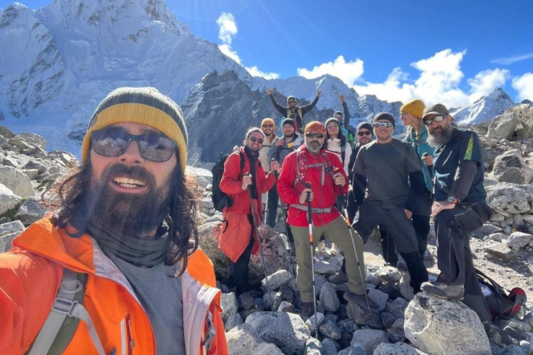 Kathmandu: 14-Day Everest Base Camp Trek via Salleri