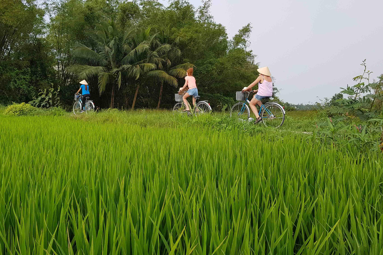 Hoi An: Eco Bicycle Tour mit Fischen und Mittagessen/Abendessen