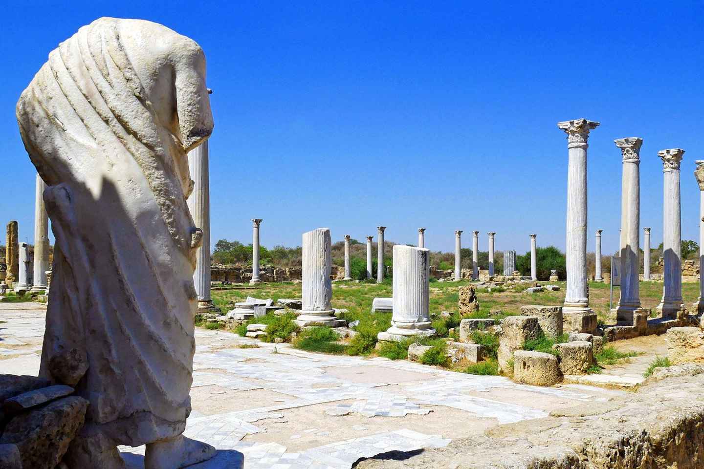 Paphos & Limassol: FAMAGUSTA - Salamis & Varosha Ghost Town