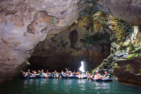 Yogyakarta: Pindul Cave & Puncak Segoro Indian ocean view Yogyakarta: Pindul Cave & Puncak Segoro Indian ocean view