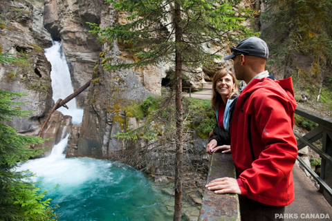Banff: Thermal Waters and Hidden Waterfalls - 3hr Walk