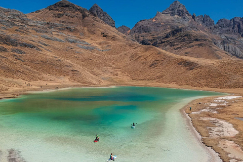 Ayacucho: Tour a Laguna Esmeralda o Verdecocha