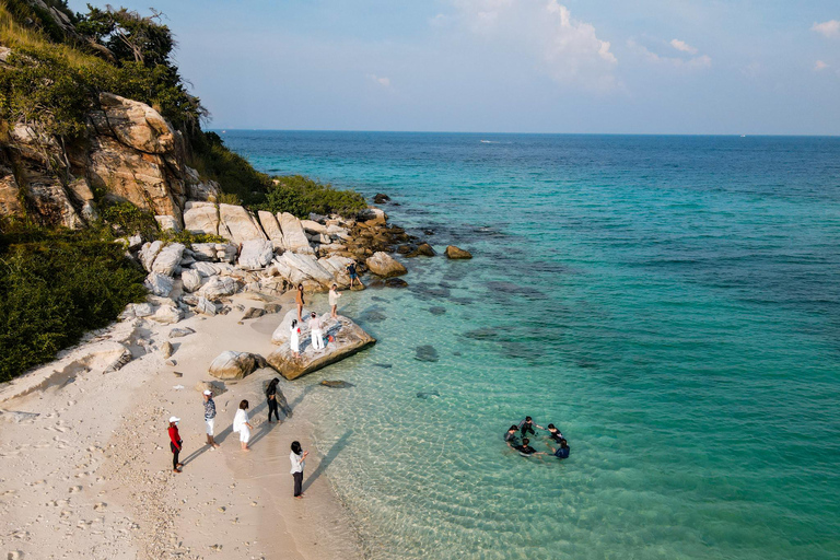 Pattaya całodniowa wycieczka jachtem o zachodzie słońca na wyłączność wyspy