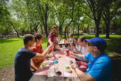 Montréal : Tour de vélo rose non touristique