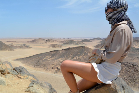 Jeep-Safari-Abenteuer mit Kamelritt, Abendessen und ShowAbholung vom Hotel in Hurghada