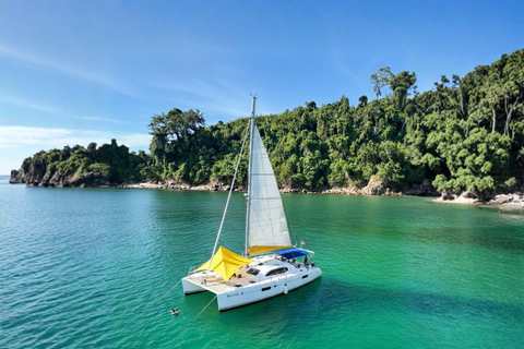 Kota Kinabalu: Catamaran Snorkel & Sailing Tour with Meal Catamaran Afternoon Session
