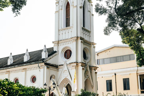 Guangzhou: Shamian Highlights & White Swan Waterfall (2h)