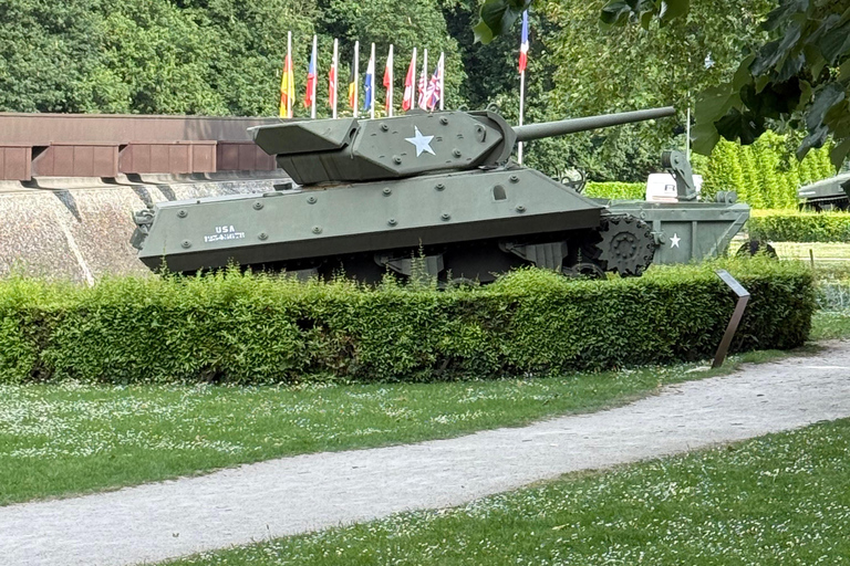 Paris: Normandy D-Day, Omaha Beach & American Cemetery Paris: Normandy D-Day Round-Trip Experience