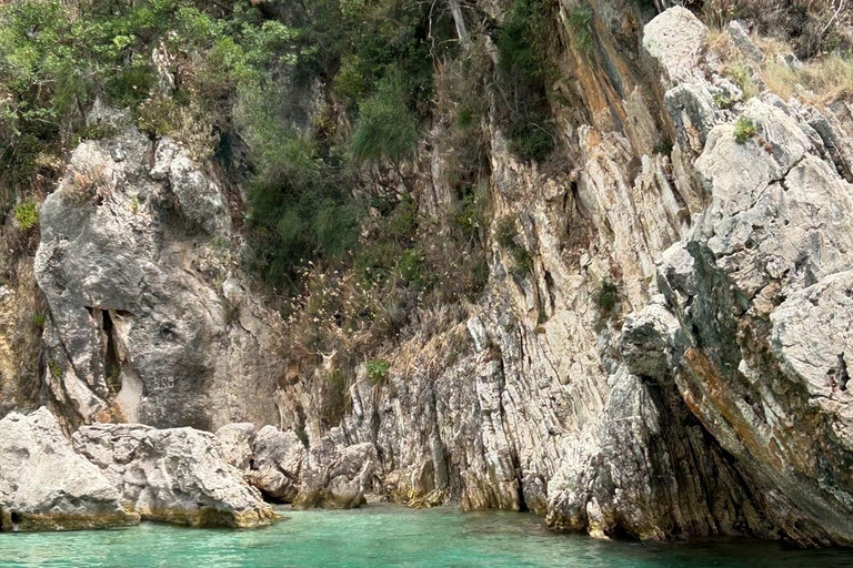 Corfu: Passeio de barco particularCorfu: Excursão de 1 dia em um barco particular