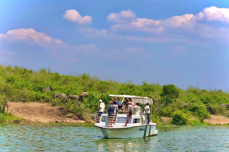 Kigali: Excursión de lujo de un día al Parque Nacional de Akagera con paseo en barco