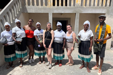 Wyspa Santiago: wycieczka po mieście Assomada z lunchemWyspa Santiago: wycieczka po mieście Assomada z obiadem