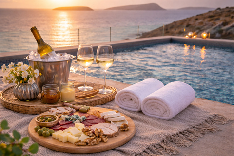 Santorini: Private Villa Pool Picnic with Wine & Swimming