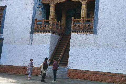 7-Days in Bhutan with River Rafting, Farm Lunch & Stone Bath