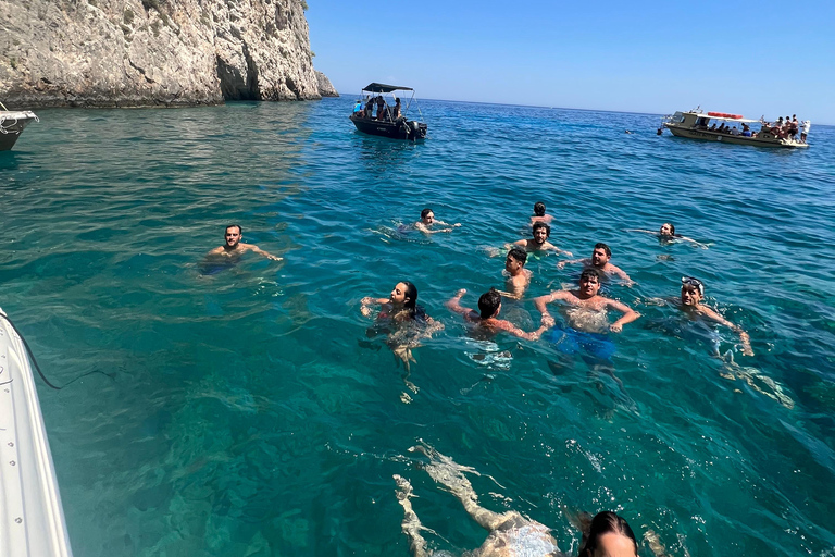 Zakynthos: Laganas Marine Park Speedboat Tour with Swimming