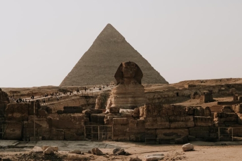 Overstaptour naar piramides, het Egyptisch museum en Khan