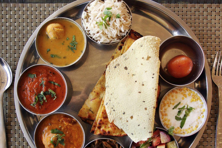 Delhi: tour di 7 giorni a Rishikesh con yoga, ayurveda e meditazioneDelhi: tour di 7 giorni a Rishikesh tra yoga, ayurveda e meditazione