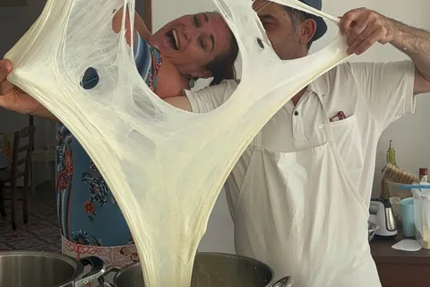 Côte amalfitaine : Cours de cuisine sur la mozzarella, les pâtes et le Tiramisù