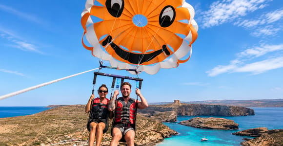 Comino: Blue Lagoon Parasailing Experience