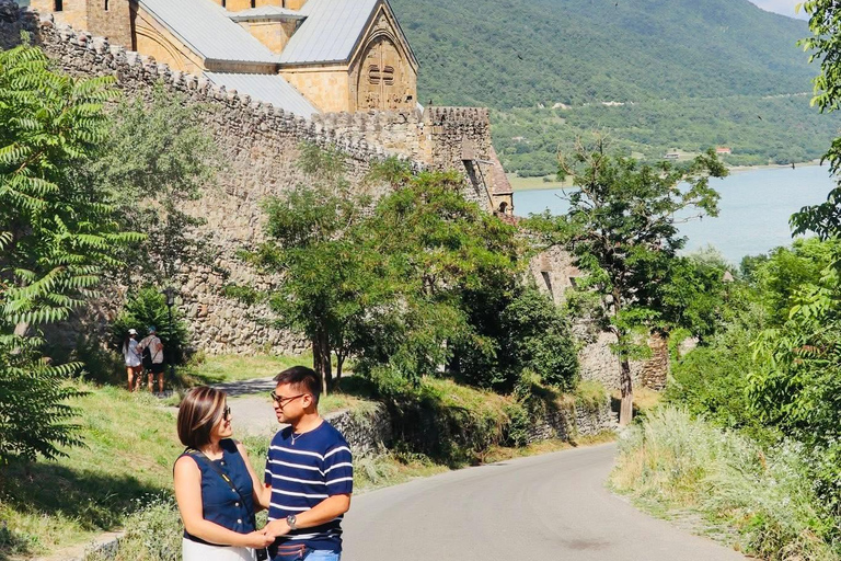Tbilisi: Kazbegi Mountains Tour with Drone Footage