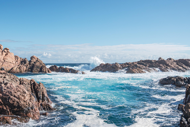 Margaret River Day Tour: Wine, Jetty Train & Canal Rocks