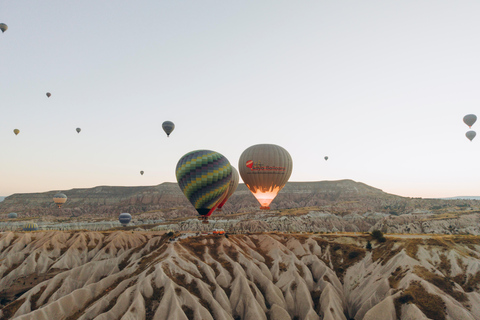 Cappadocia: Hot Air Balloon Flight Experience Over Göreme at Sunrise