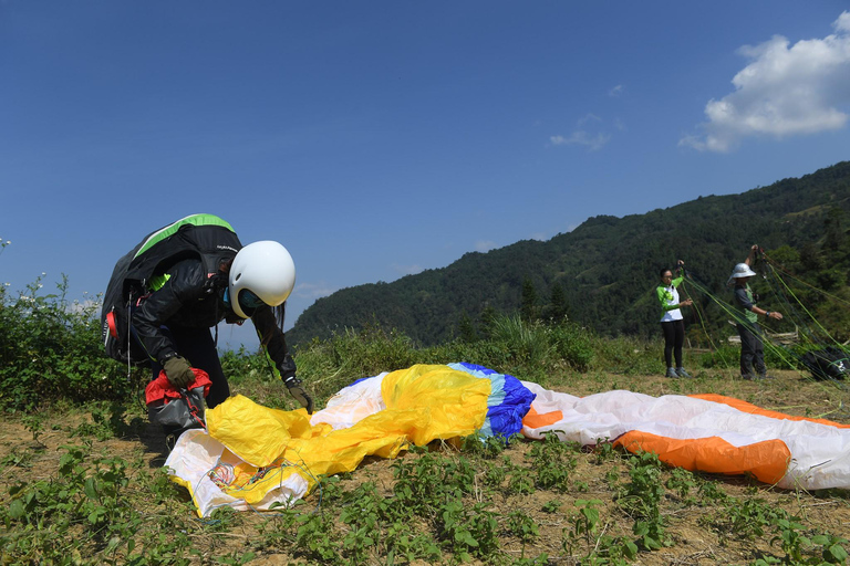 Hanoi: 7-Day Paragliding Training Course for Beginners