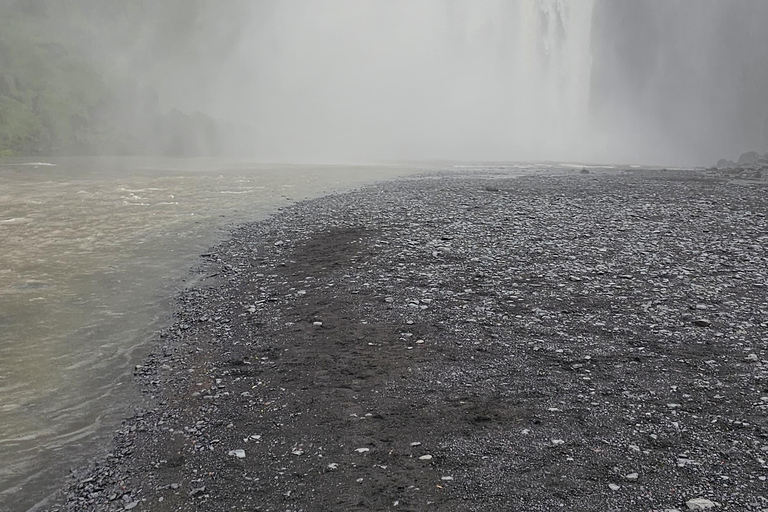 Private Tagestour an der Südküste mit GletscherwanderungPrivate Tagestour an die Südküste mit Gletscherwanderung