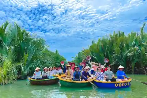 Danang: Bay Mau Coconut Forest Private Tour with Basket Boat
