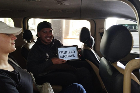 Punta Cana: Private Minivan Transfer to La Romana Roundtrip