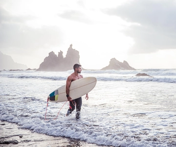 Lima: Surf lessons for all levels