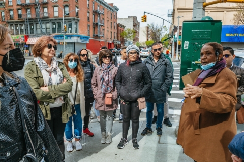 Harlem: Niedzielne nabożeństwo ewangelizacyjne z miejscowymi