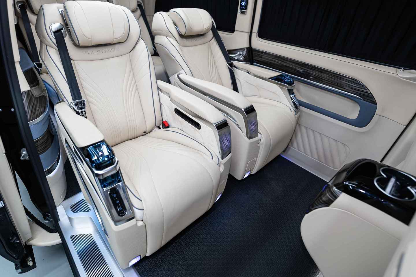 Istanbul: Private Transfer to/from Istanbul Airport (IST)