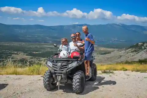 Ze Splitu: Cetina Family Quad Tour z piknikiem