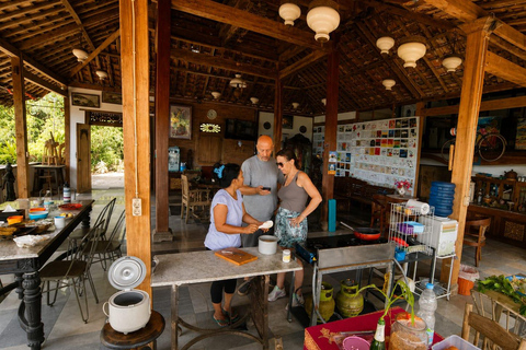 Yogyakarta: Local Market Tour & Mountain Cooking Class Hotel Pickup (Afternoon Sunset Class & Dinner)