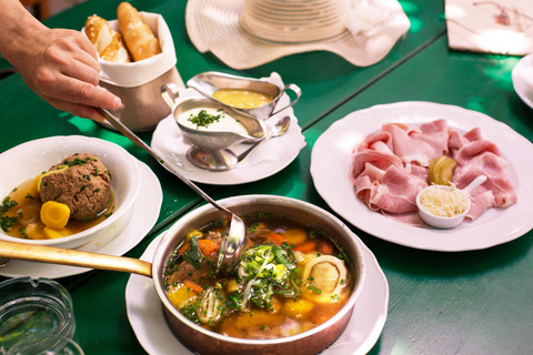 Vienna: Tour del dolce con pasticcini, torte e caffè nascosti