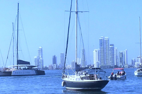 Passeio de bicicleta ao pôr do sol com visita à baía de Cartagena e GetsemaníPasseio de bicicleta ao pôr do sol com visita à Baía de Cartagena e Getsemaní