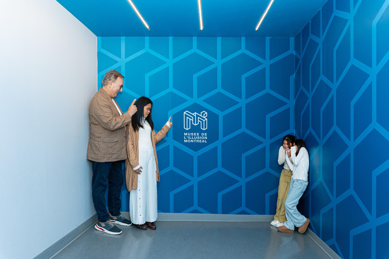 Montreal: Museum of Illusions Entry Ticket