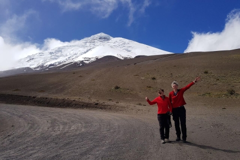 Cotopaxi und Quilotoa Tour: 2 Tage - 1 Nacht All InclusiveCotopaxi und Quilotoa Standarttour: 2 Tage - 1 Nacht