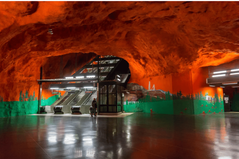 Stockholm: Subway Art & Photo Tour - World’s longest gallery Spanish Stockholm: Subway Art & Photo