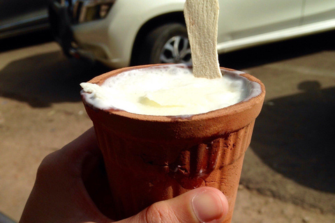 Jaipur: 2-Hour Vegetarian Food Tour with a Local Guide